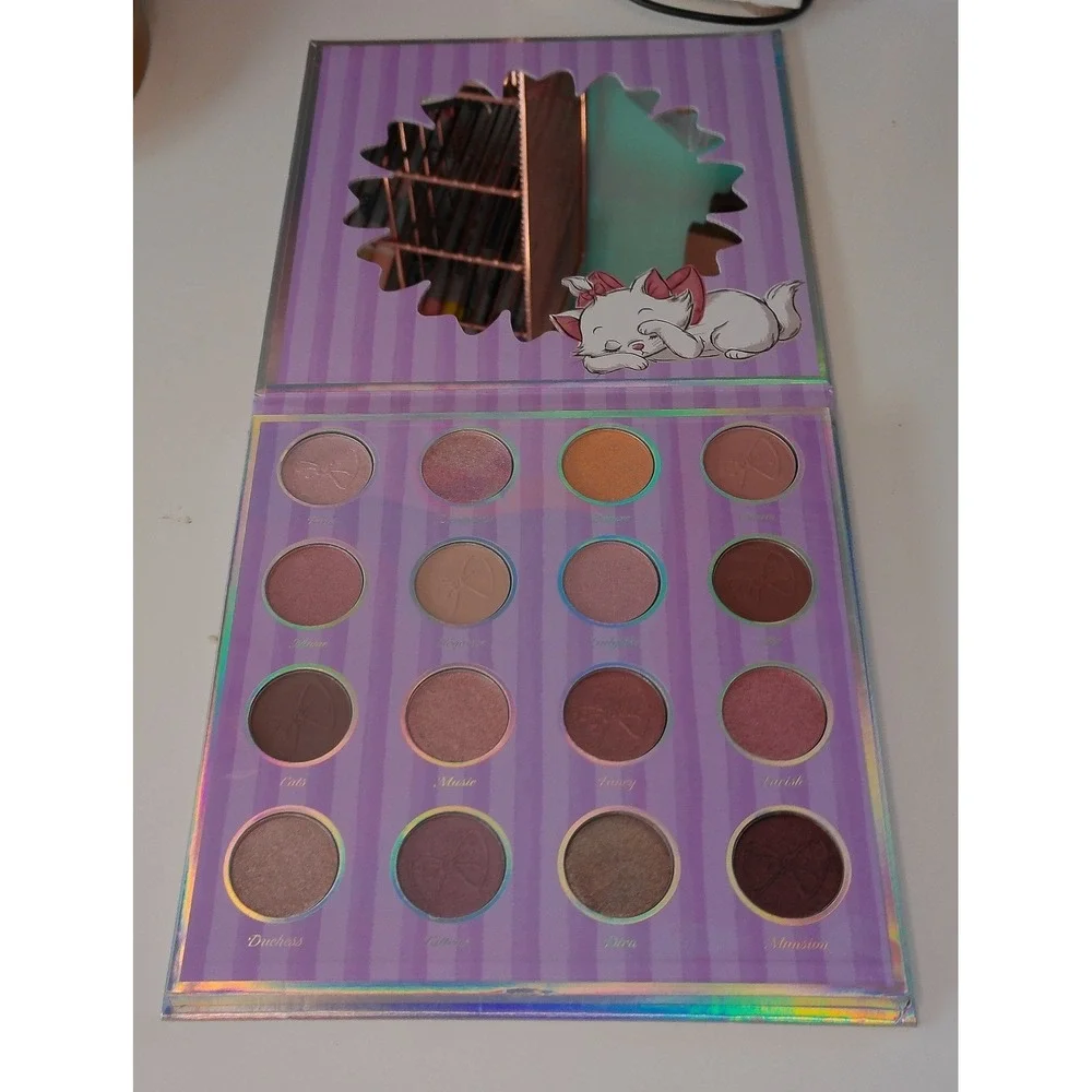 Disney Aristocats Marie 16-Shade Eyeshadow Palette Taste Beauty Pink Purple NEW